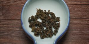 *2026* Alishan Oolong Tee (leicht holzkohlegeröstet)